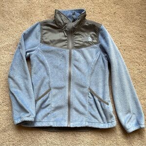 SOLD on Ⓜ️! The North Face Kids Fleece Jacket